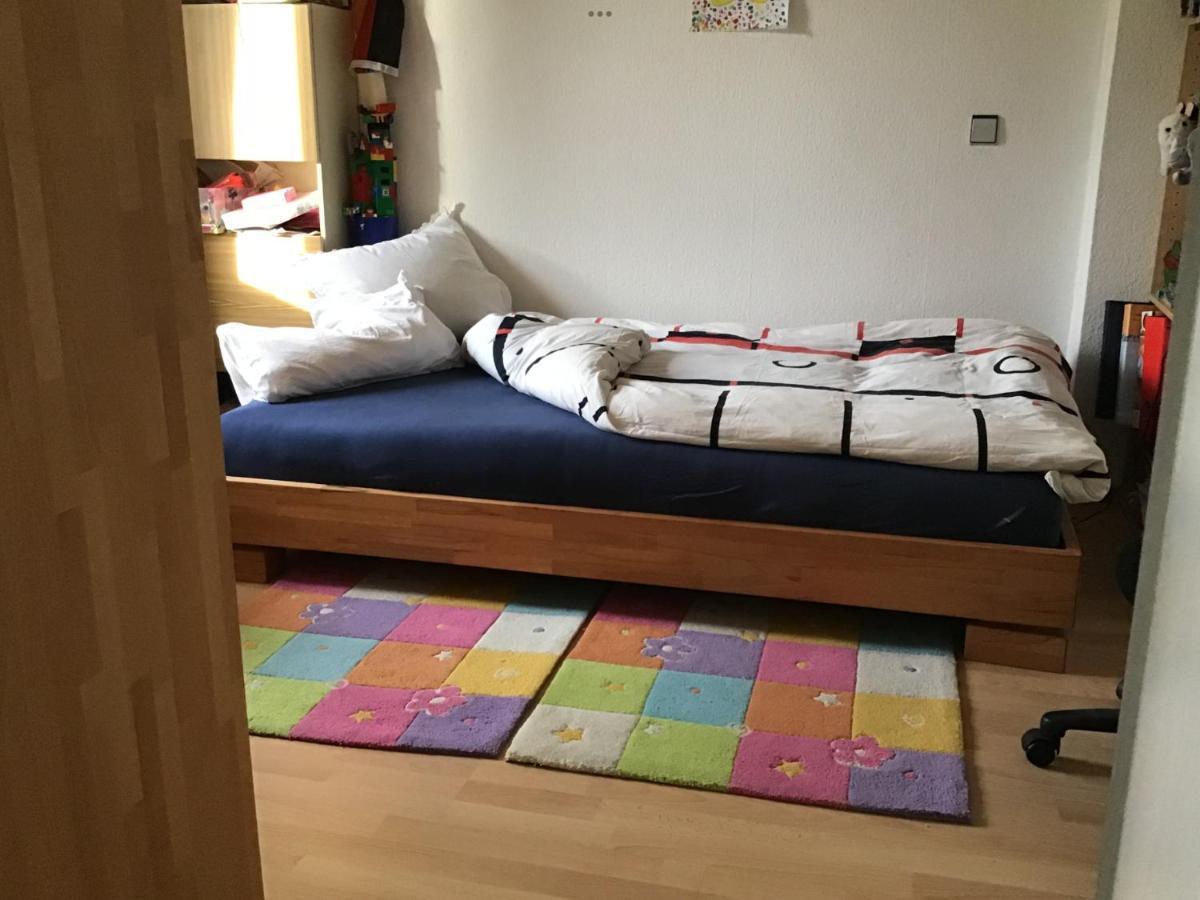 Doppelzimmer Mit Terrasse Zum Garten, Ruhig, Weinbergsblick, Zusaetzliches Kinderzimmer Anbei Moeglich Winningen Buitenkant foto